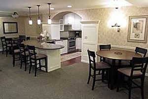 Edina Highlands Villa - Photo 2 of 12