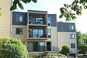 Edina Park - Photo 2 of 8