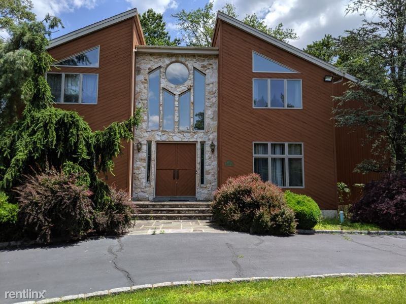 Valenza Ln, Blauvelt, NY 10913 4 Bedroom House for 4,800/month Zumper