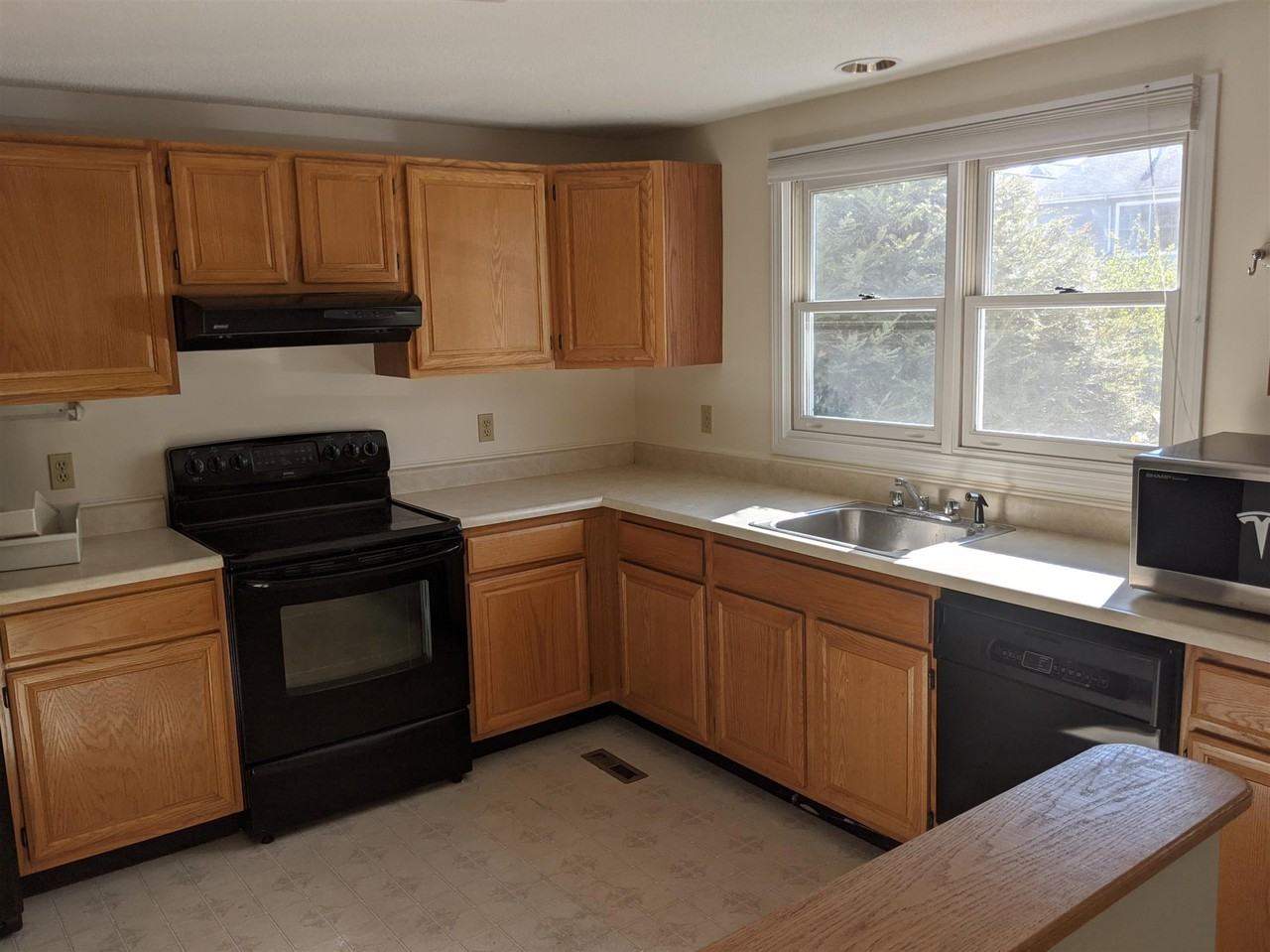 14 Long Hill Rd - Photo 2 of 22