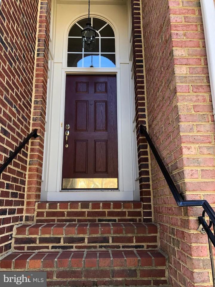 9236 Point Replete Dr - Photo 2 of 20