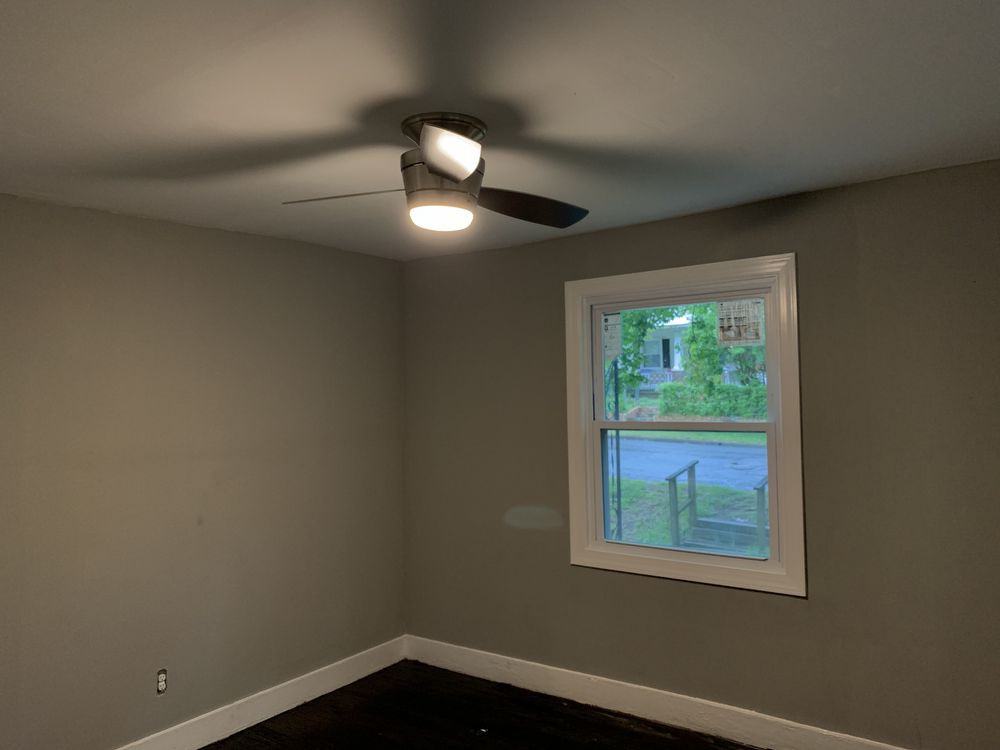 1808 Carlisle Ave - Photo 3 of 10