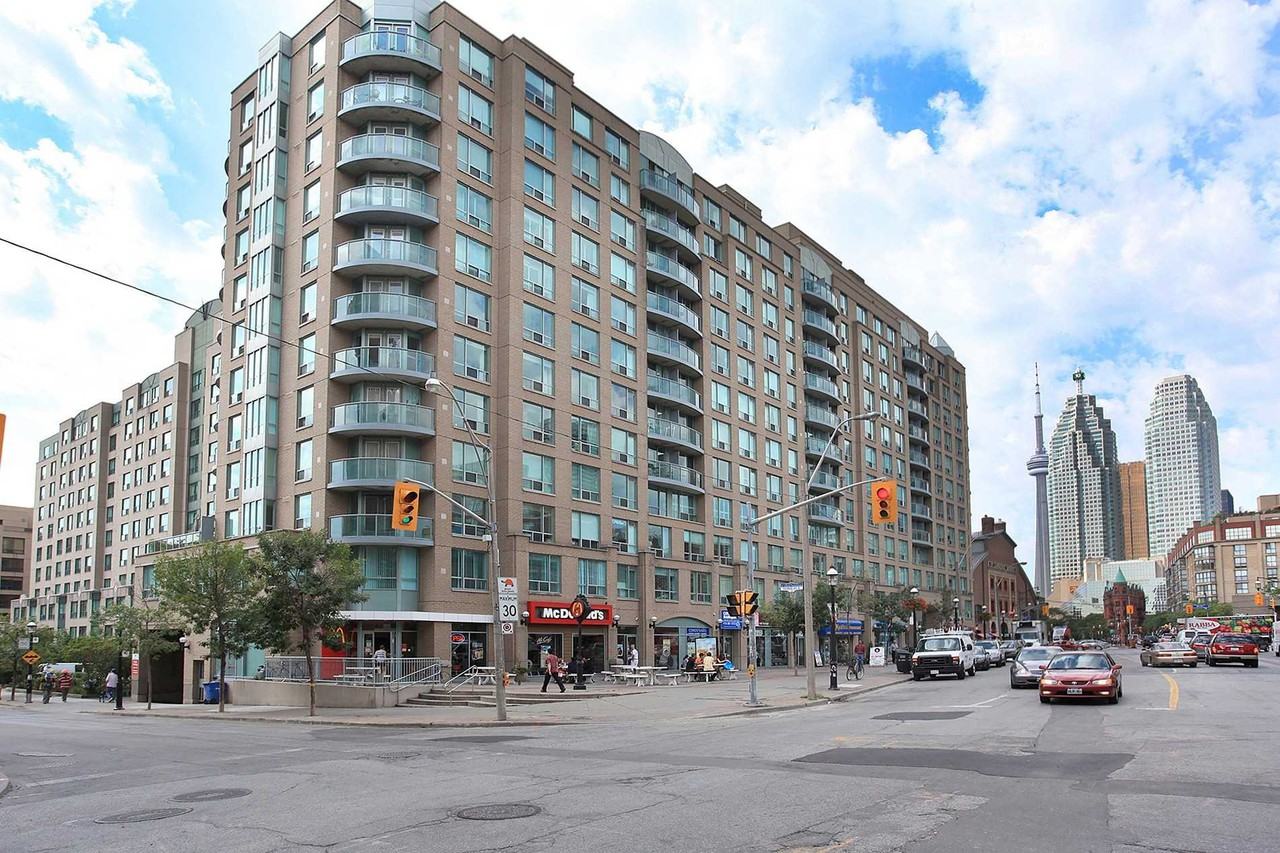 109 Front Street East #941