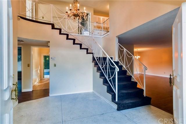 5400 Nagle Ave - Photo 3 of 27