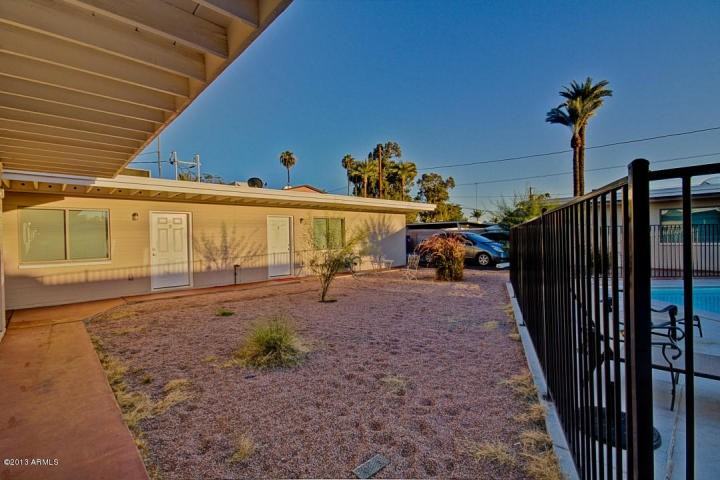 3949 E Earll Dr. - Photo 3 of 27