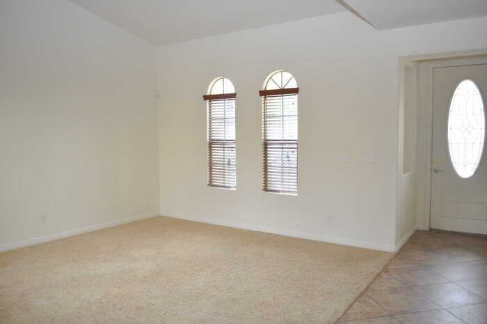 3720 Kettle Falls Ave - Photo 2 of 11