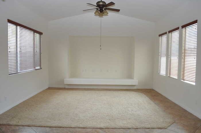 3720 Kettle Falls Ave - Photo 3 of 11