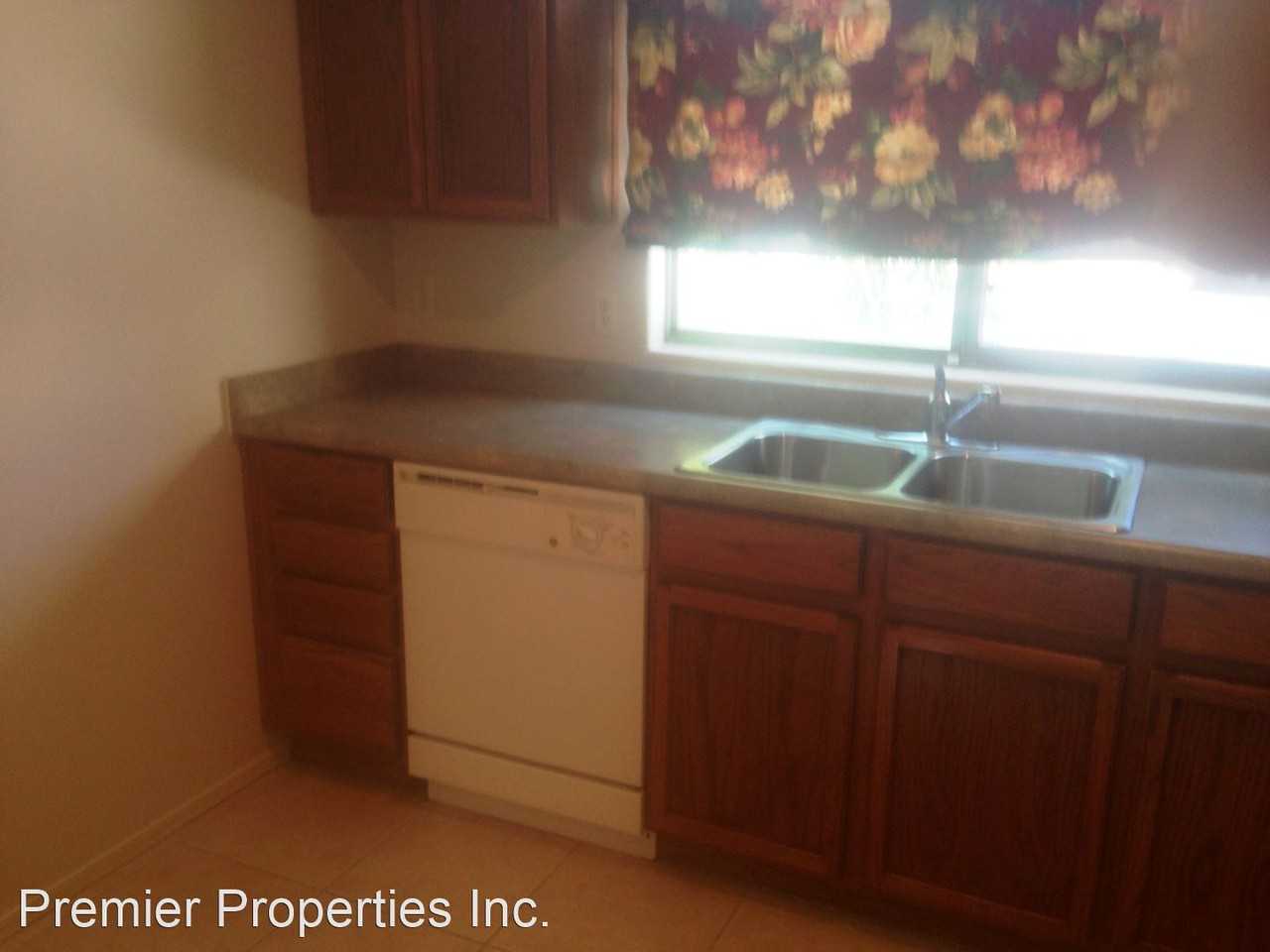 323 E Calle Mingo - Photo 3 of 9