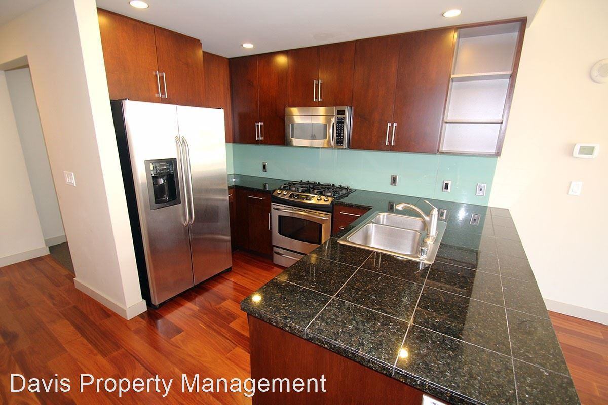 910 Lenora Street - Photo 3 of 28