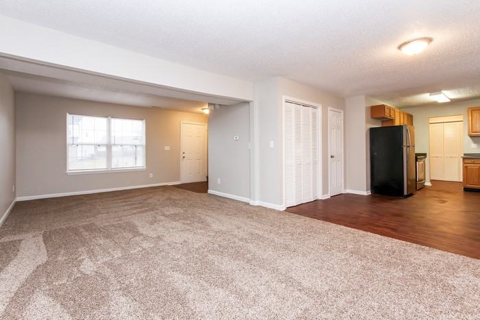11359 Shady Hollow Ln - Photo 3 of 4