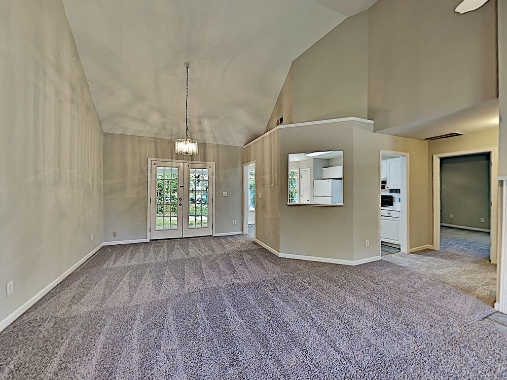 949 Flamingo Dr - Photo 3 of 15