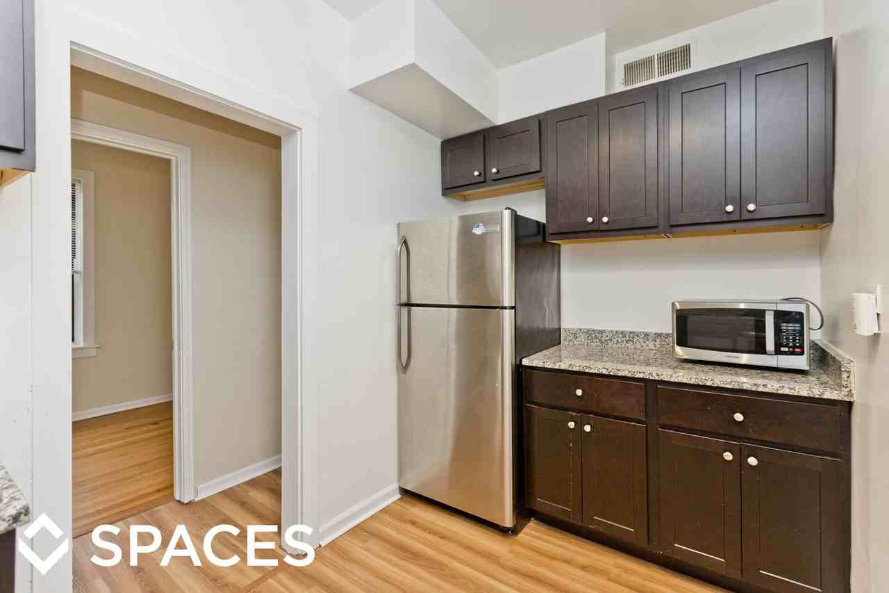 5235-39 N Winthrop - Photo 2 of 16