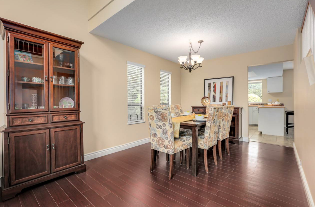 1671 141B Street - Photo 3 of 10