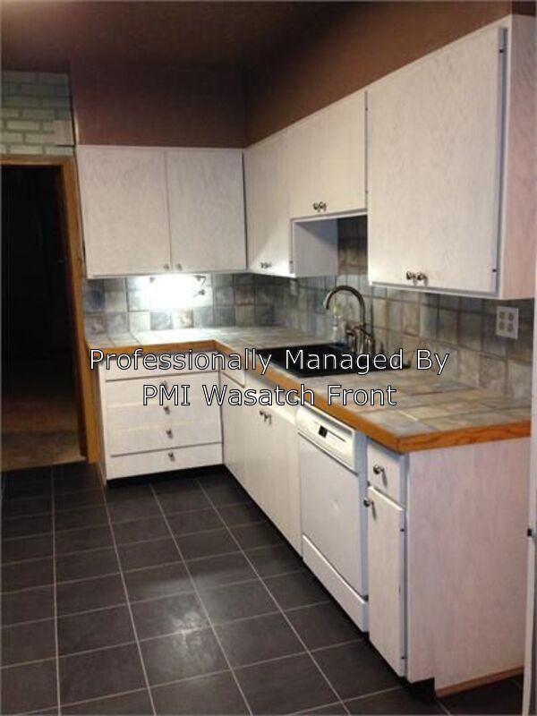 1336 E Harrison Ave - Photo 3 of 24