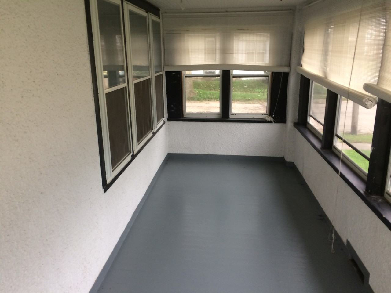 337 West American Street - Photo 2 of 17