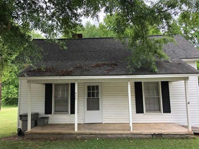 430 Cannon St - Photo 2 of 11