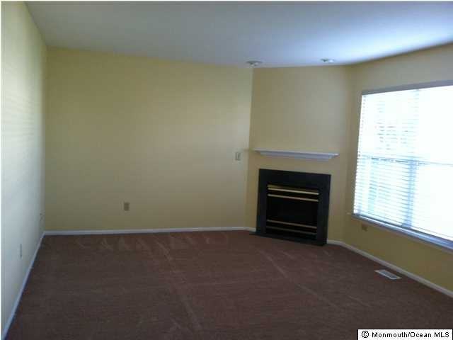 437 Deuce Dr - Photo 3 of 6