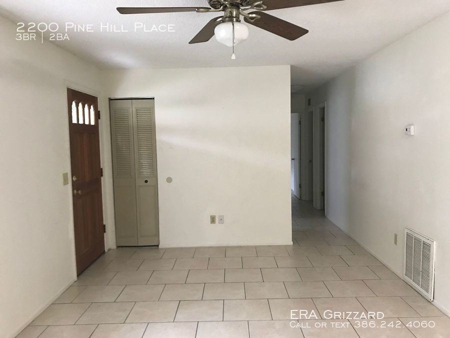 2200 Pine Hill Pl - Photo 2 of 18