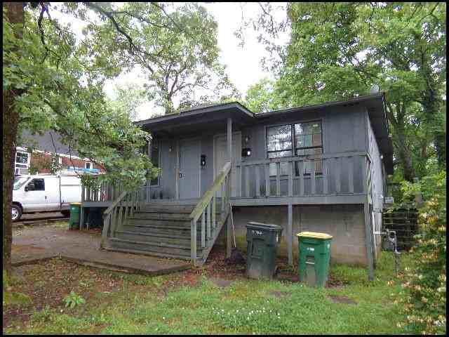 610 S Maple St #A - Photo 3 of 10