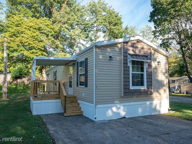 River Oaks Mobile Home Community - Photo 2 of 10