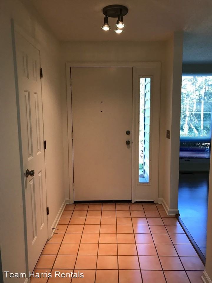 200 Forest Pond - Photo 3 of 23