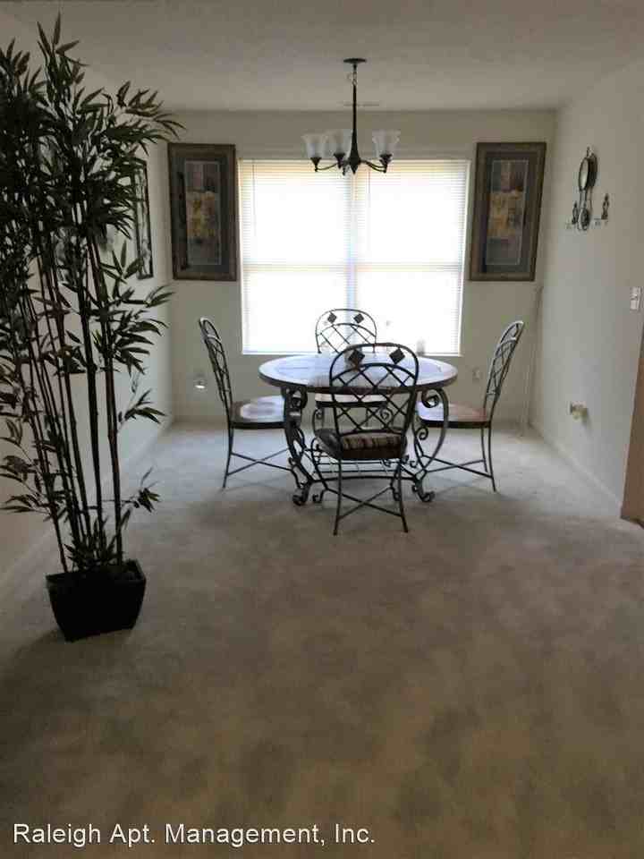 45543 Bective Way - Photo 2 of 5