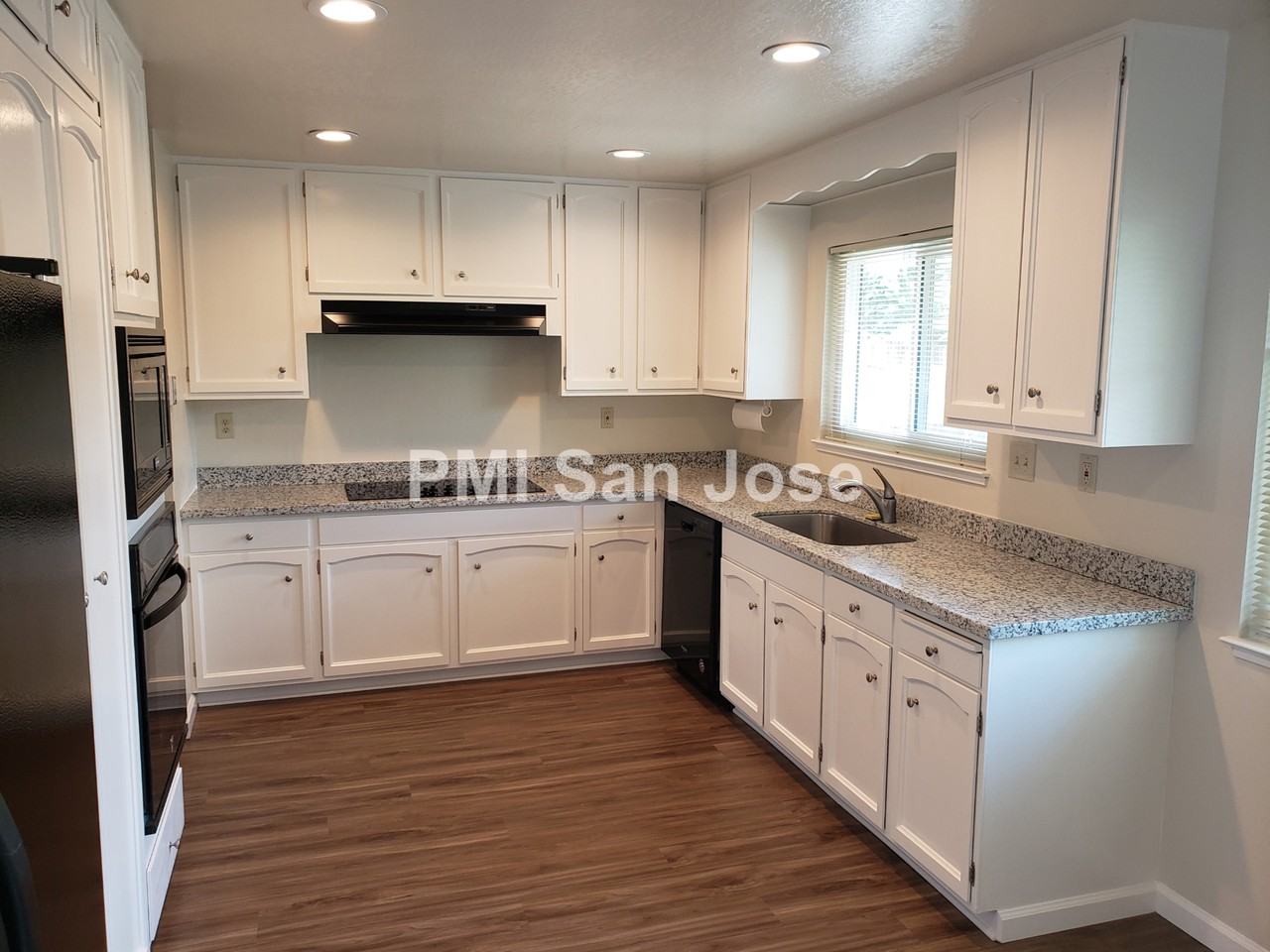 1114 El Prado Dr - Photo 2 of 22