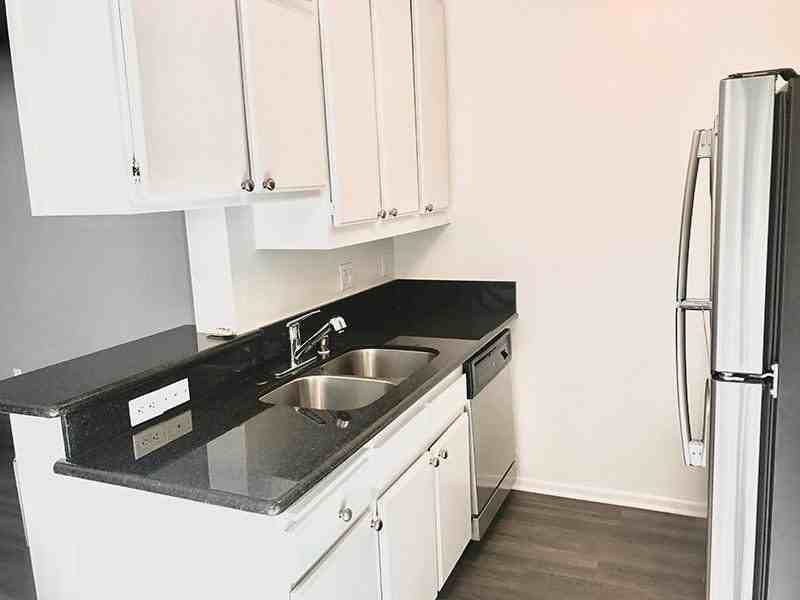 Studio Arnaz - Photo 7 of 67