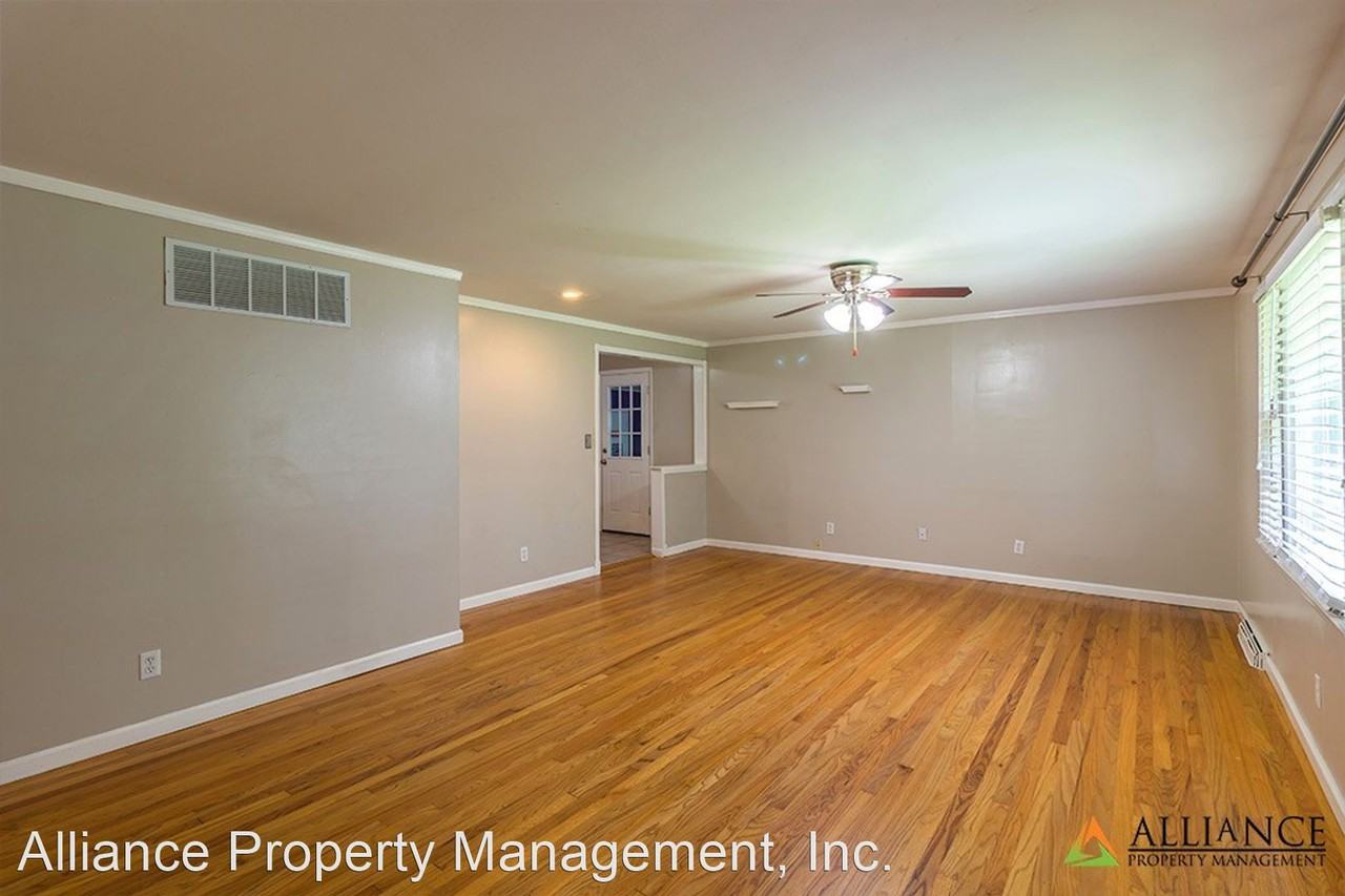 2412 Brockman St - Photo 2 of 20