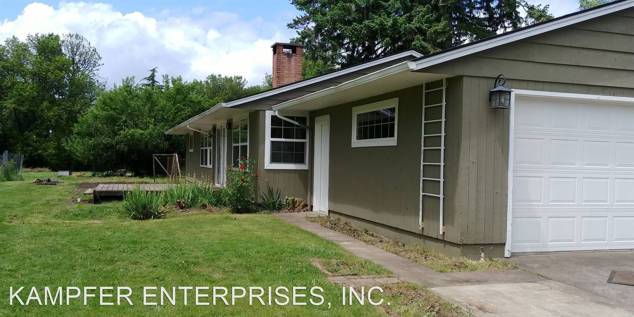 1122 Nw 13th St - Photo 3 of 3