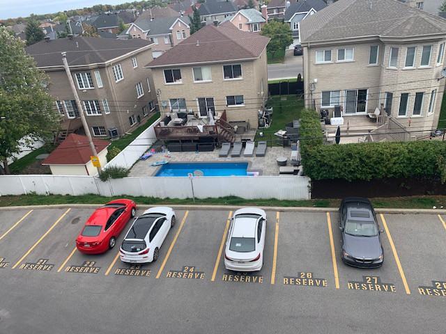 4445 Boulevard SaintJean 309, DollardDes Ormeaux, QC H9H 2A4 2