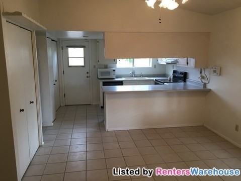 338 W Taro Ln - Photo 3 of 12