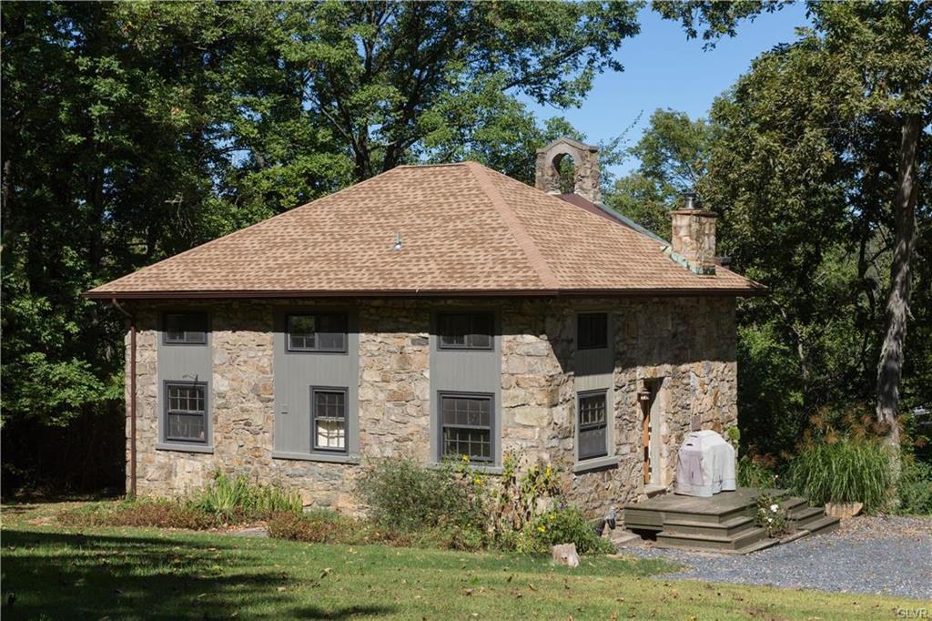 2414 Polk Valley Rd - Photo 3 of 24