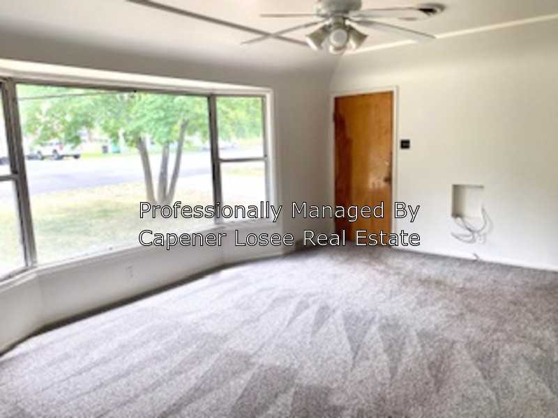 611 N 100 W - Photo 2 of 6