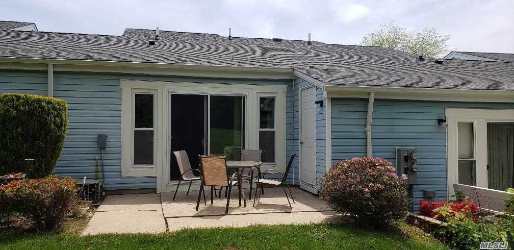 605 Bentley Ct - Photo 2 of 7