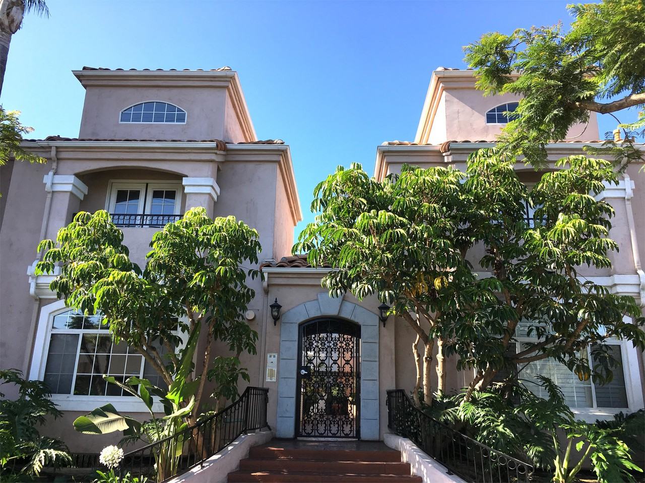 1441 Robinson Avenue, San Diego, CA 92103 2 Bedroom Apartment for