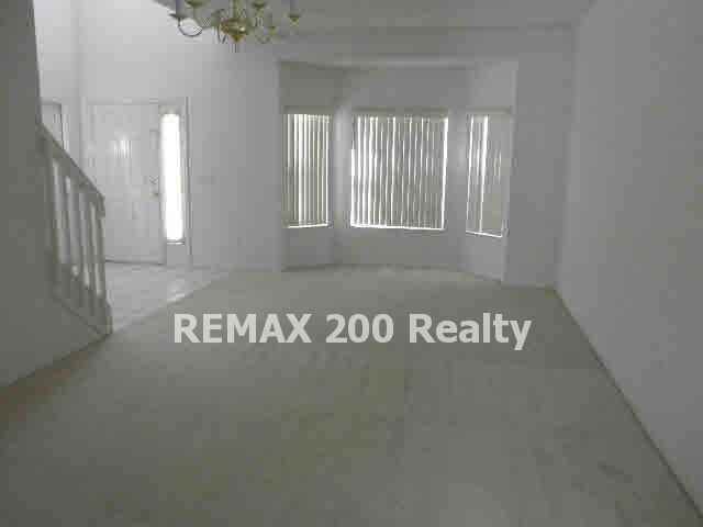 14103 Weymouth Run - Photo 3 of 19