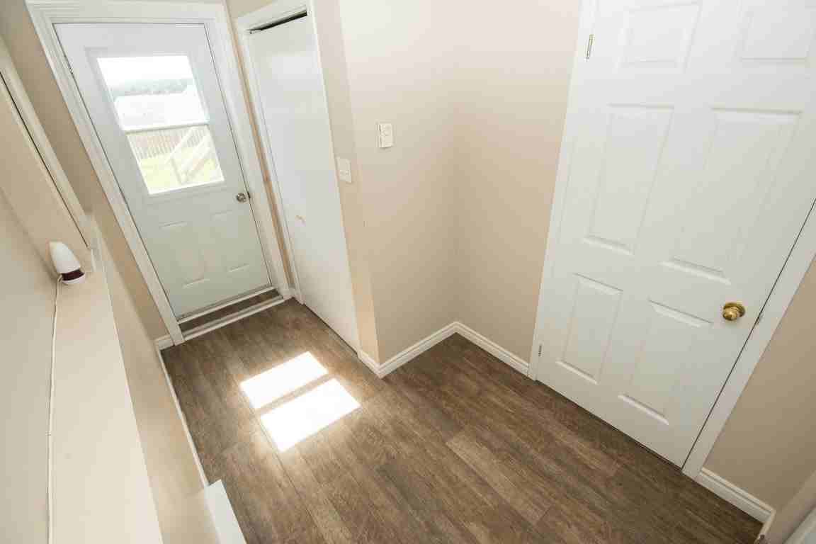 7 Alice Drive - Apt - Photo 3 of 10