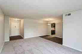 530 Harding Place - Photo 2 of 4