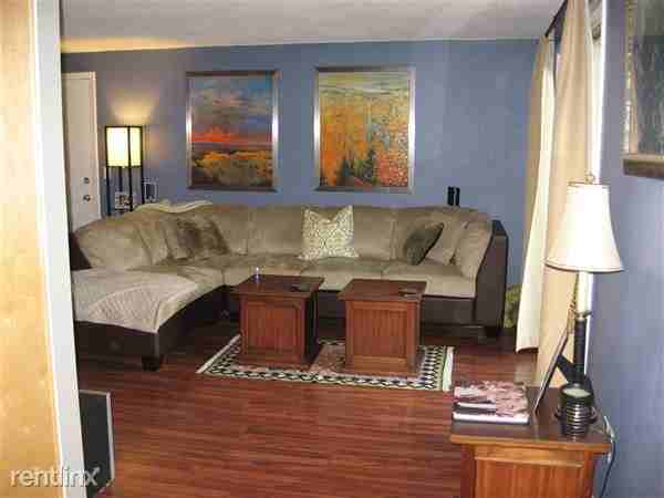 Highland Condos - Photo 3 of 6