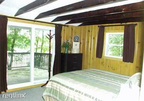 201 Mountain Lake Dr - Photo 2 of 10