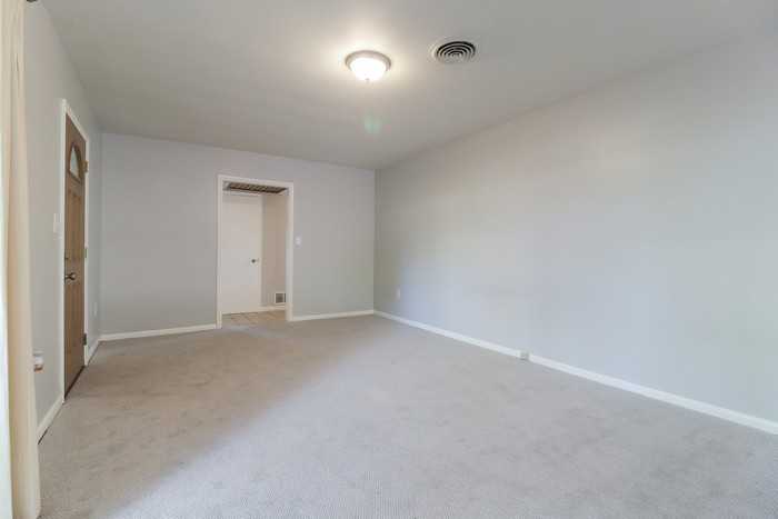 1824 Hastings Ter - Photo 3 of 15