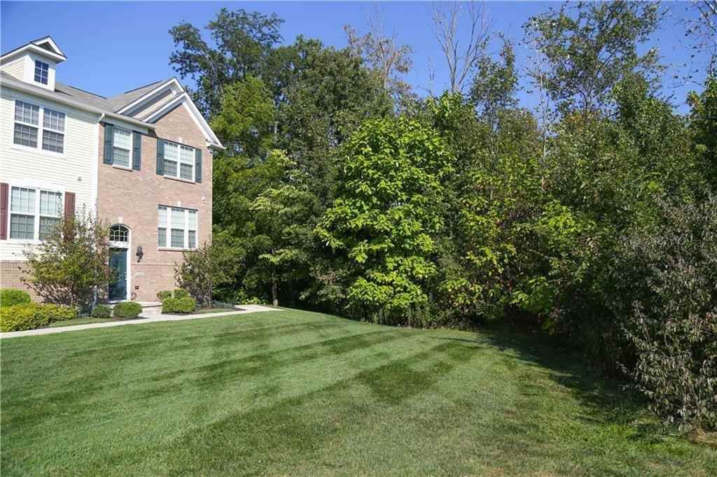 12687 White Chapel Circle - Photo 2 of 18