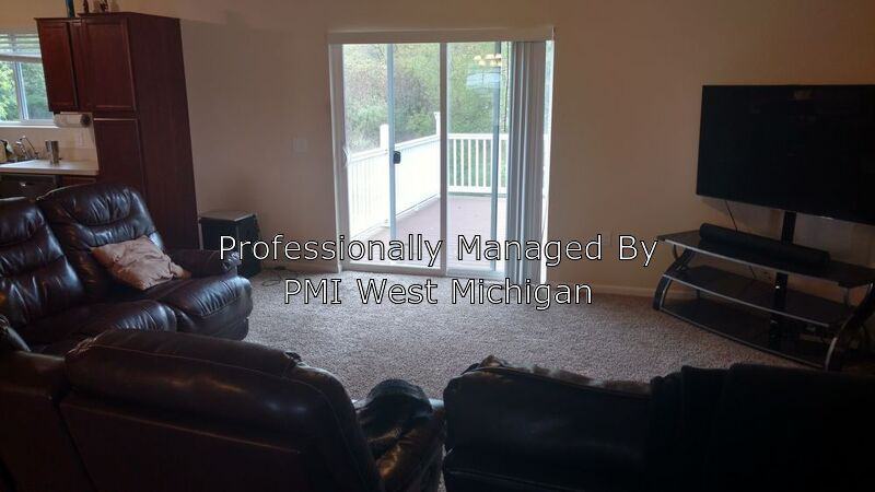 649 W Harmony Dr - Photo 3 of 16