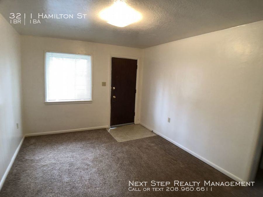 3211 W Hamilton St - Photo 3 of 10