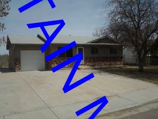 1329 Maxwell St - Photo 2 of 2