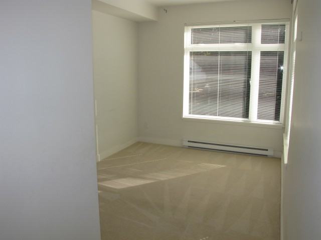 5692 Kings Road - Photo 3 of 10