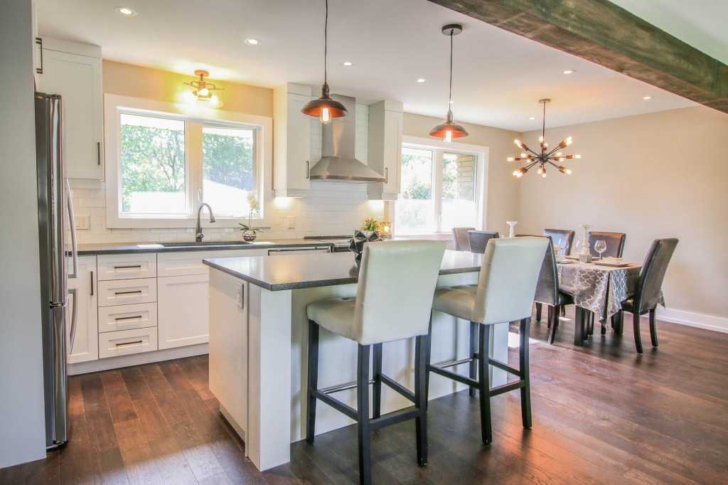 679 Vine Street - Photo 2 of 17