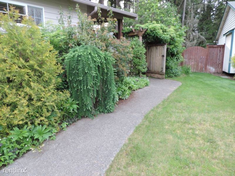 21802 110th Street Ct E - Photo 3 of 22