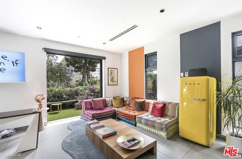 3331 Caroline Ave - Photo 2 of 10